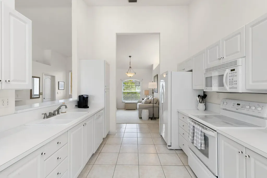 949 Spruce Avenue Marco Island FL 34145