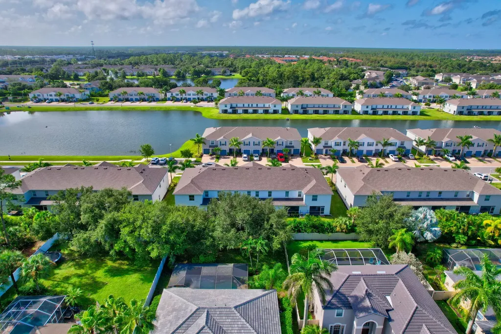 15489 Wildflower Circle Naples FL 34119