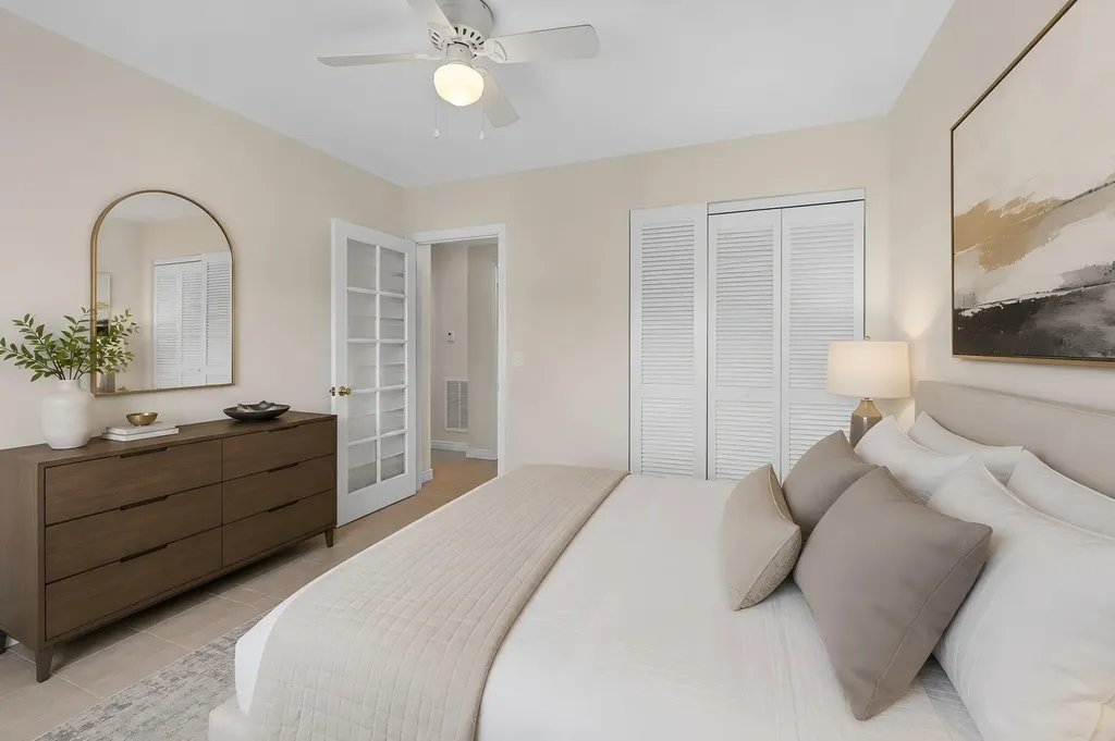 1385 Mainsail Drive Naples FL 34114