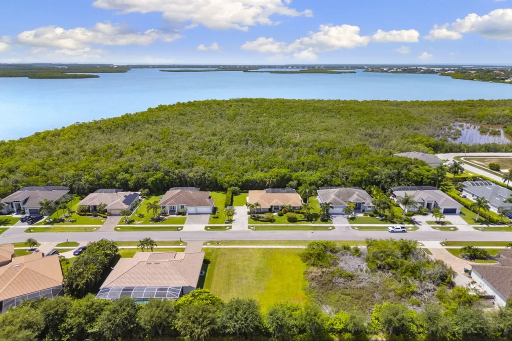 1874 Dogwood Drive Marco Island FL 34145