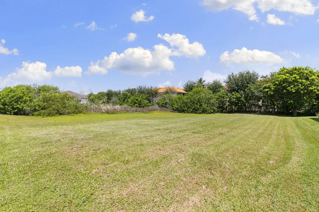 1874 Dogwood Drive Marco Island FL 34145