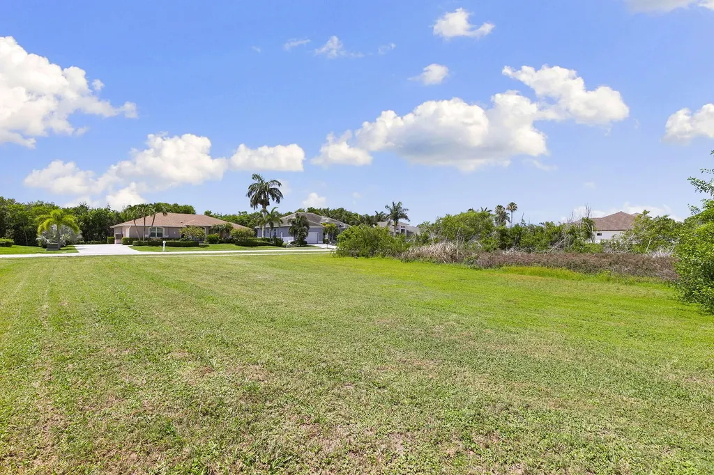 1874 Dogwood Drive Marco Island FL 34145