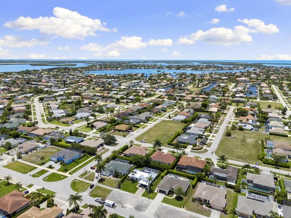 1450 Biscayne Way Marco Island FL 34145