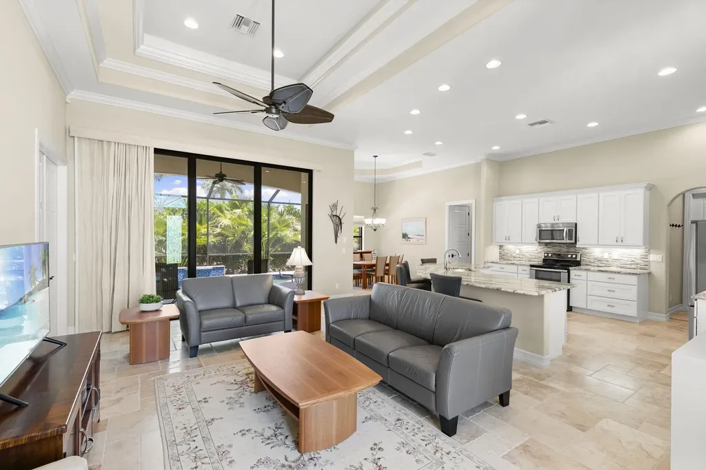 1450 Biscayne Way Marco Island FL 34145