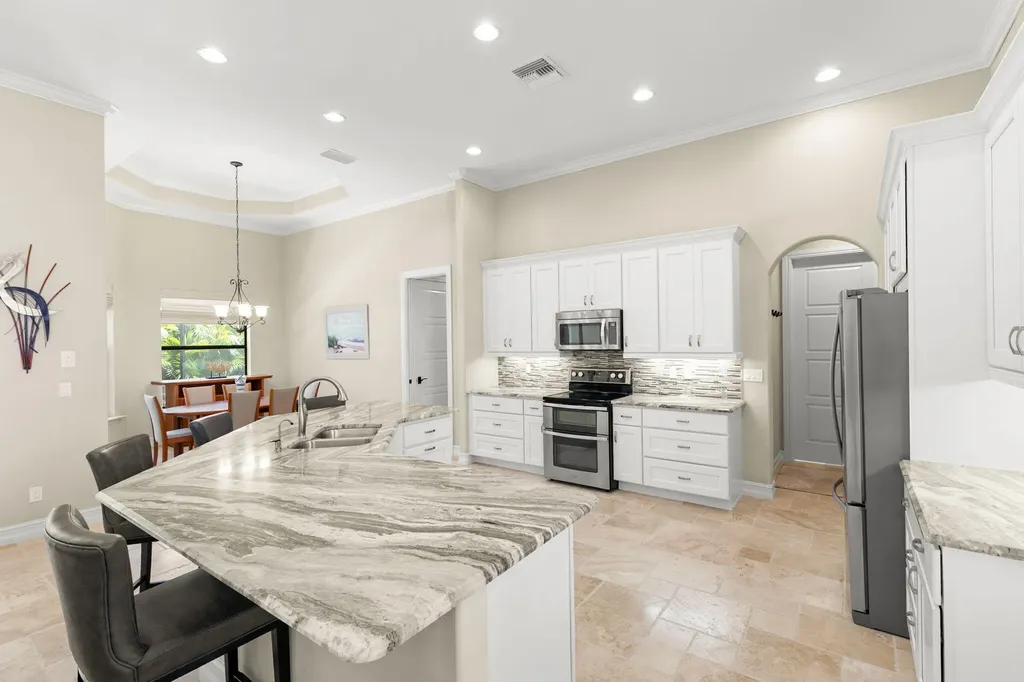 1450 Biscayne Way Marco Island FL 34145