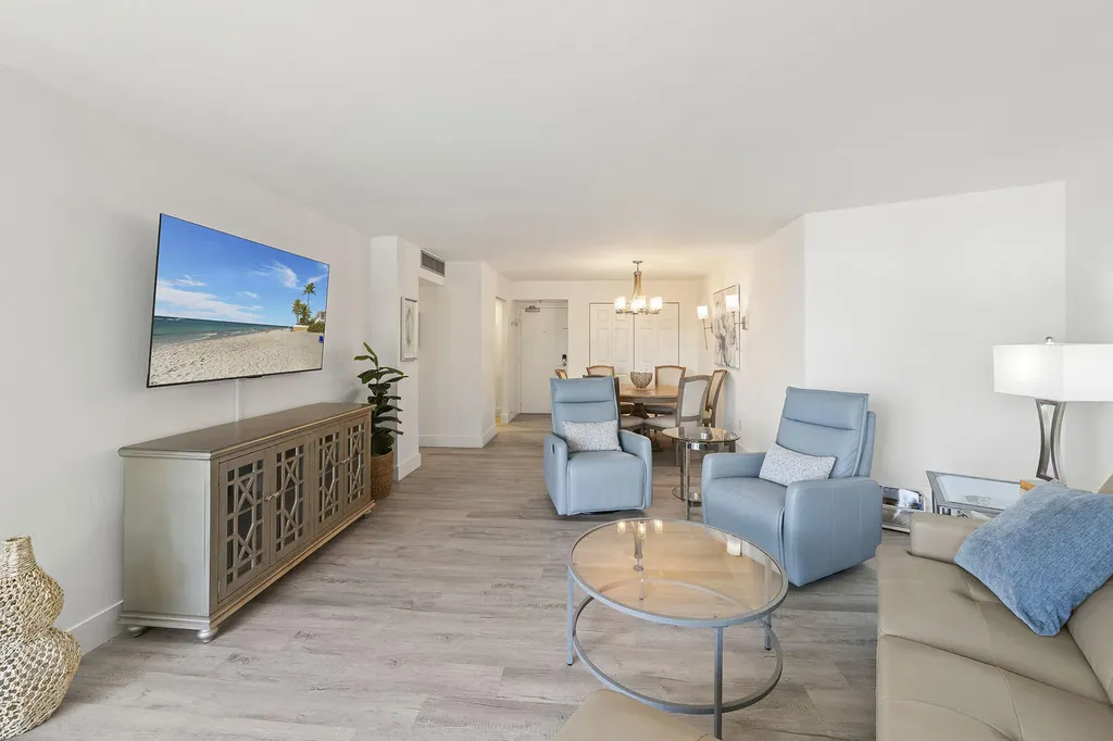 380 Seaview Court Marco Island FL 34145