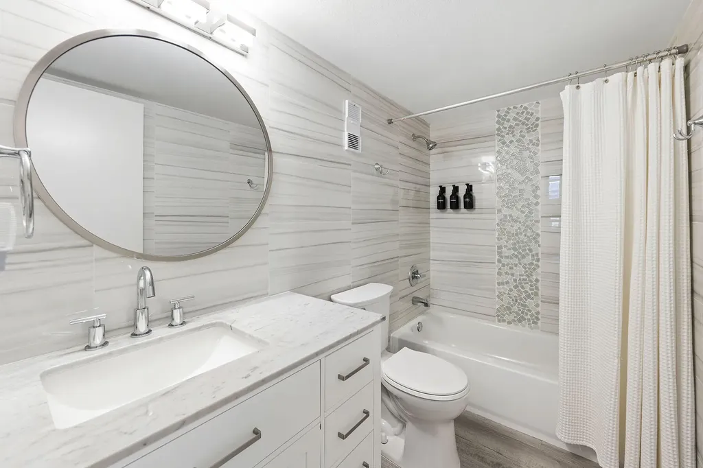 380 Seaview Court Marco Island FL 34145