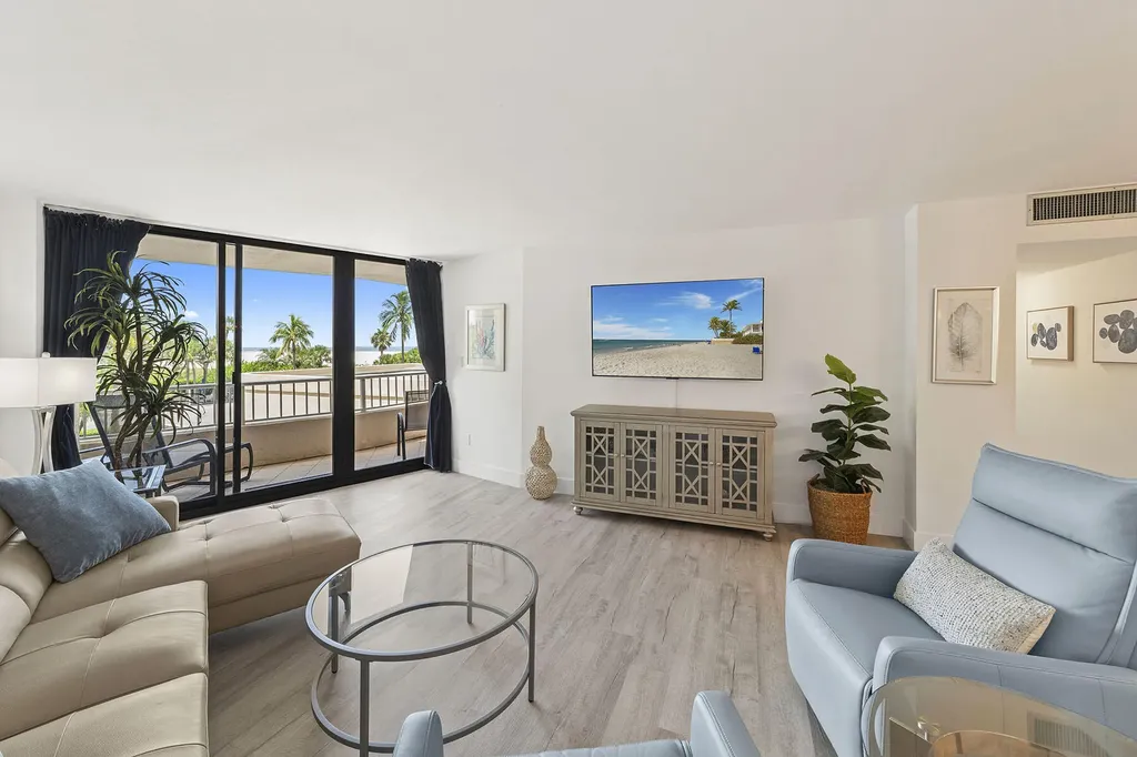 380 Seaview Court Marco Island FL 34145