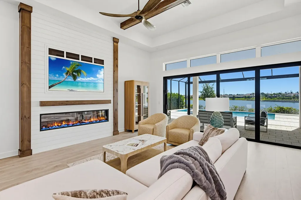 15372 Turin Drive Naples FL 34114