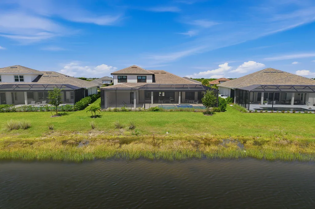 15372 Turin Drive Naples FL 34114
