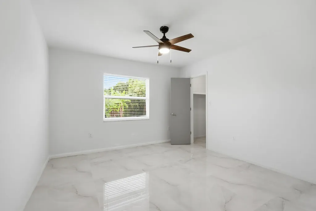 5160 SW 31st Avenue Naples FL 34116