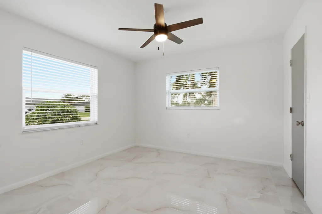 5160 SW 31st Avenue Naples FL 34116