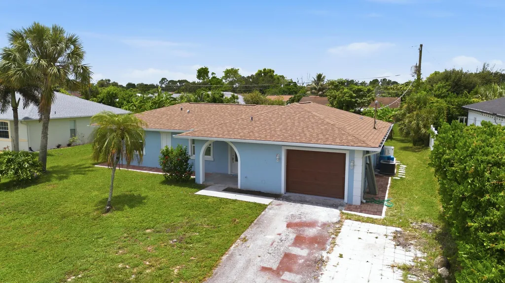 5160 SW 31st Avenue Naples FL 34116