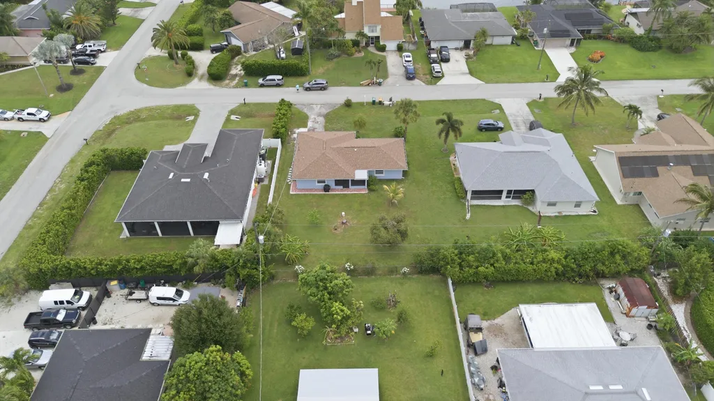 5160 SW 31st Avenue Naples FL 34116