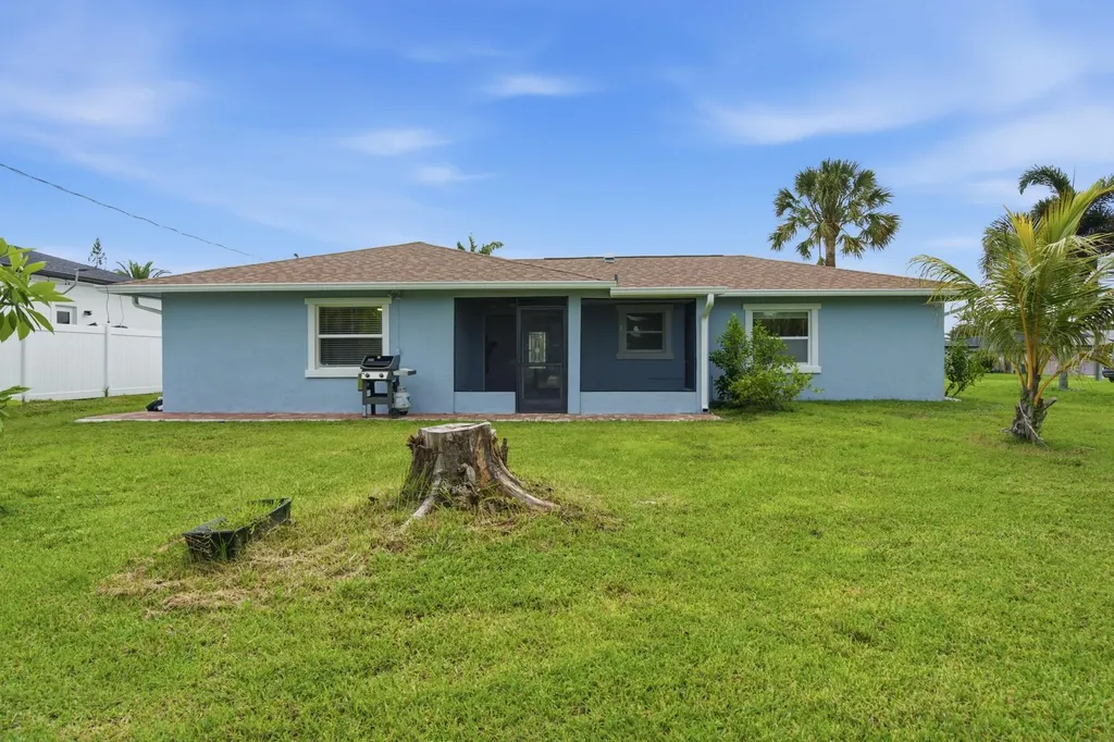 5160 SW 31st Avenue Naples FL 34116