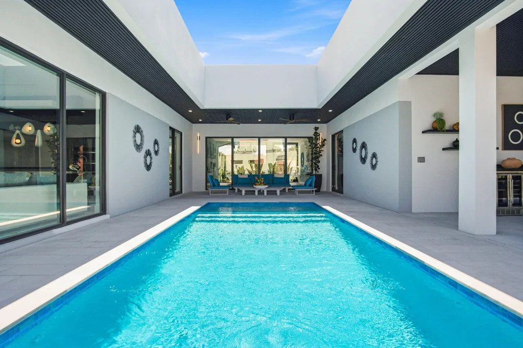 298 Castaways Street Marco Island FL 34145