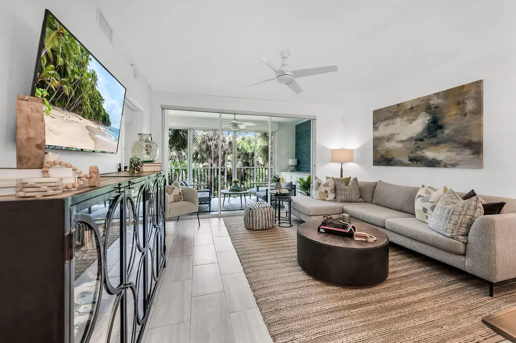 7671 Pebble Creek Circle Naples FL 34108