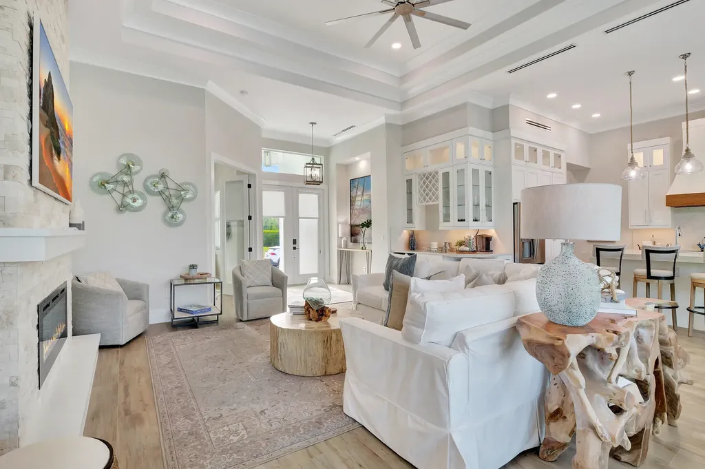 768 Amazon Court Marco Island FL 34145