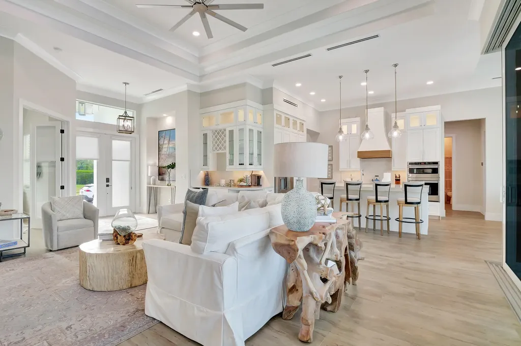 768 Amazon Court Marco Island FL 34145