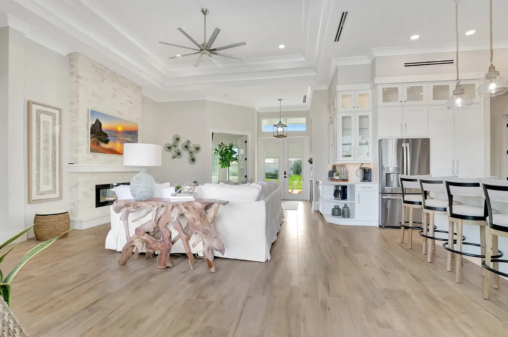 768 Amazon Court Marco Island FL 34145
