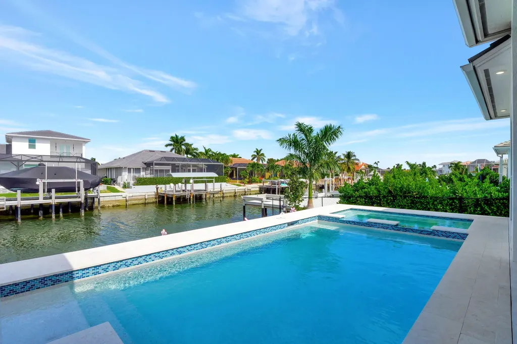 768 Amazon Court Marco Island FL 34145