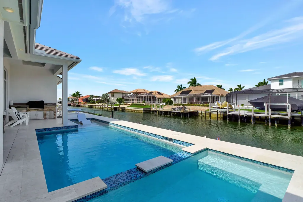 768 Amazon Court Marco Island FL 34145