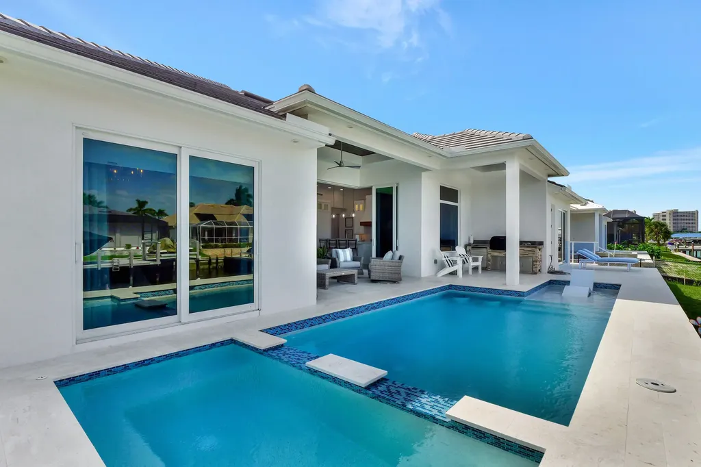 768 Amazon Court Marco Island FL 34145