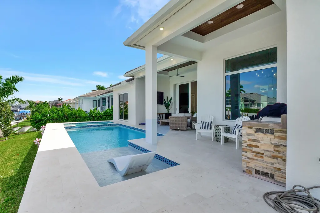 768 Amazon Court Marco Island FL 34145