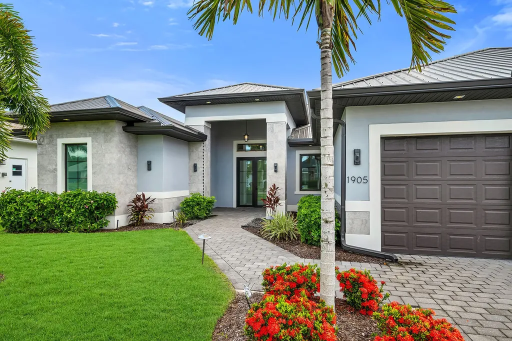 1905 SW 29th Terrace Cape Coral FL 33914