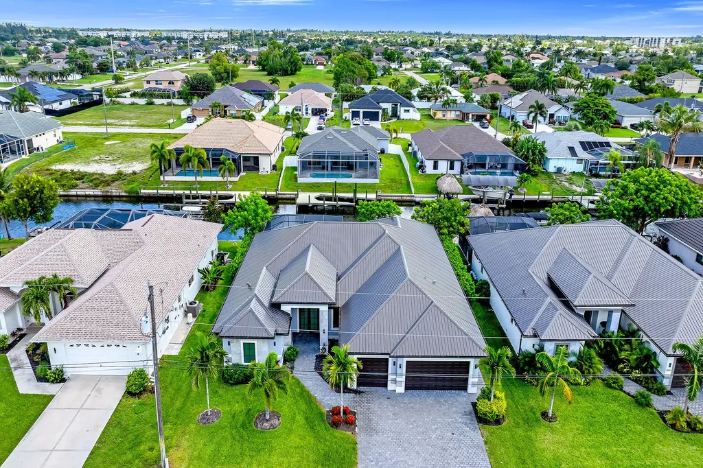 1905 SW 29th Terrace Cape Coral FL 33914