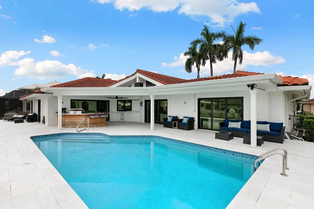253 N Barfield Drive Marco Island FL 34145