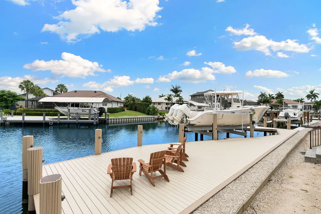 253 N Barfield Drive Marco Island FL 34145