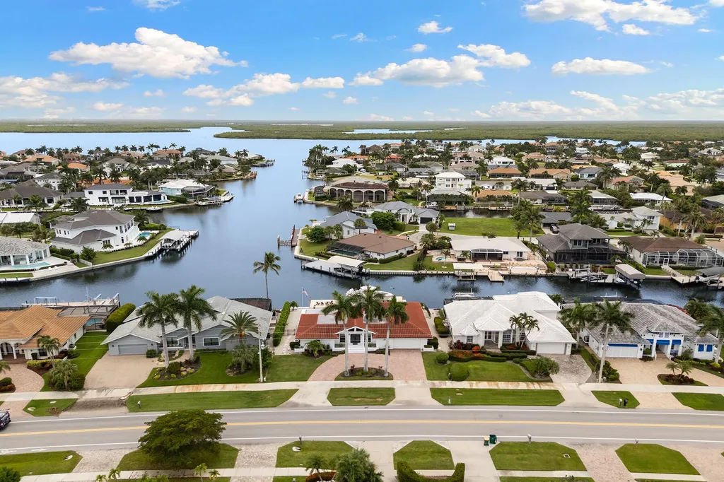 253 N Barfield Drive Marco Island FL 34145