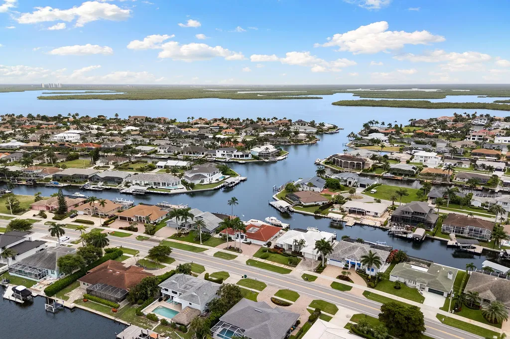 253 N Barfield Drive Marco Island FL 34145
