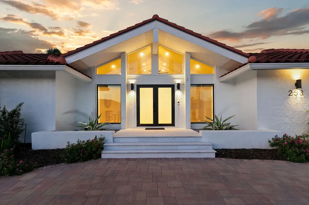 253 N Barfield Drive Marco Island FL 34145