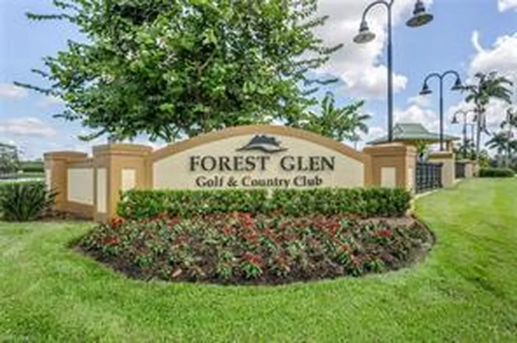 3935 Loblolly Bay Drive Naples FL 34114