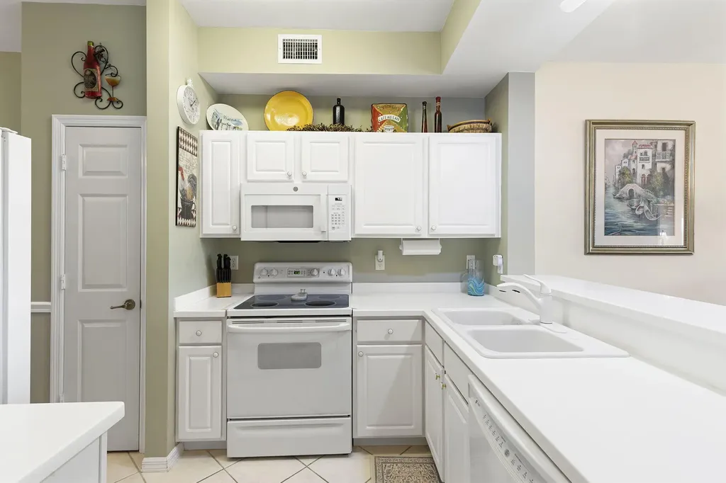 3935 Loblolly Bay Drive Naples FL 34114