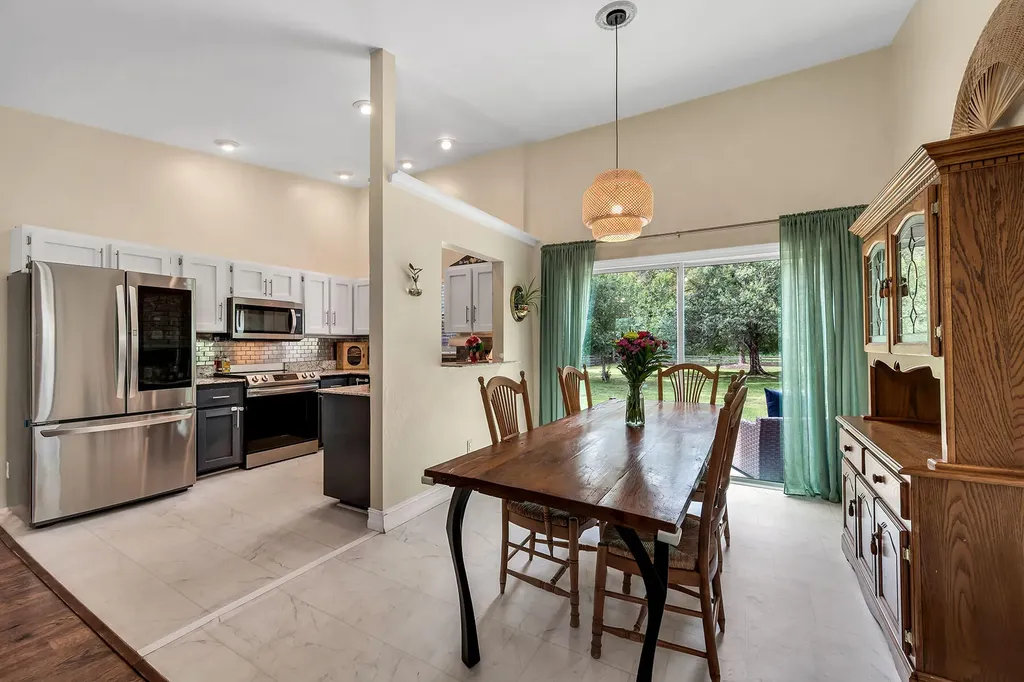 3670 6th Avenue NE Naples FL 34120