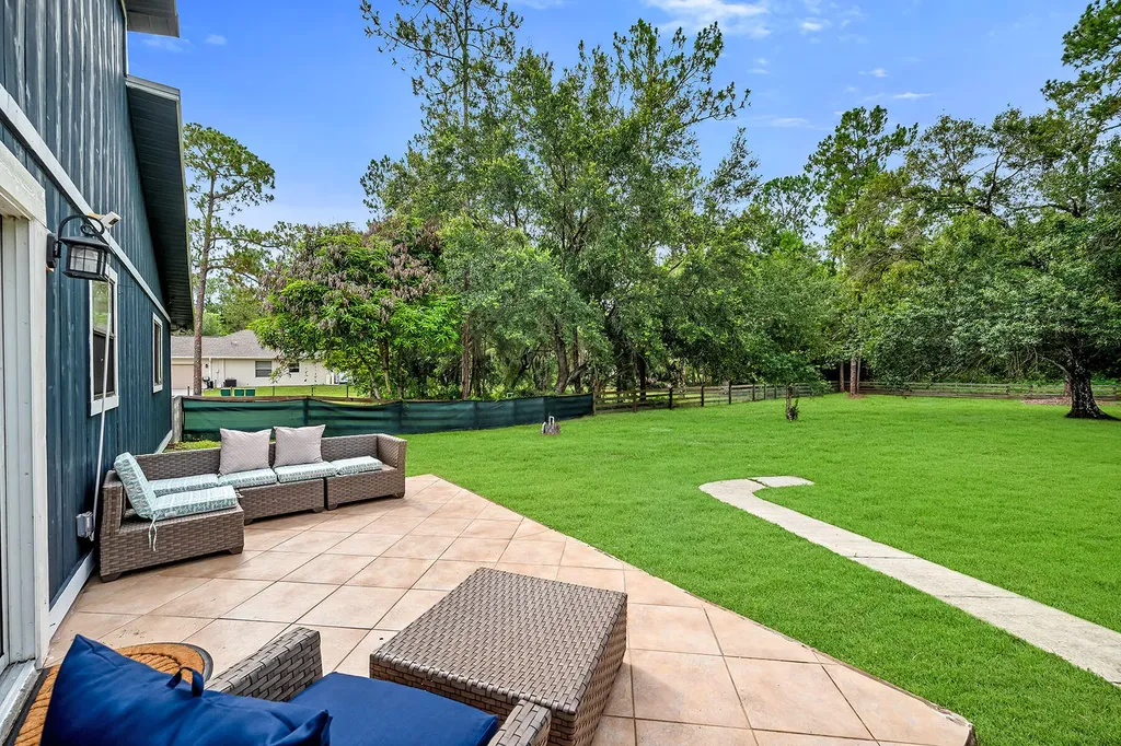 3670 6th Avenue NE Naples FL 34120