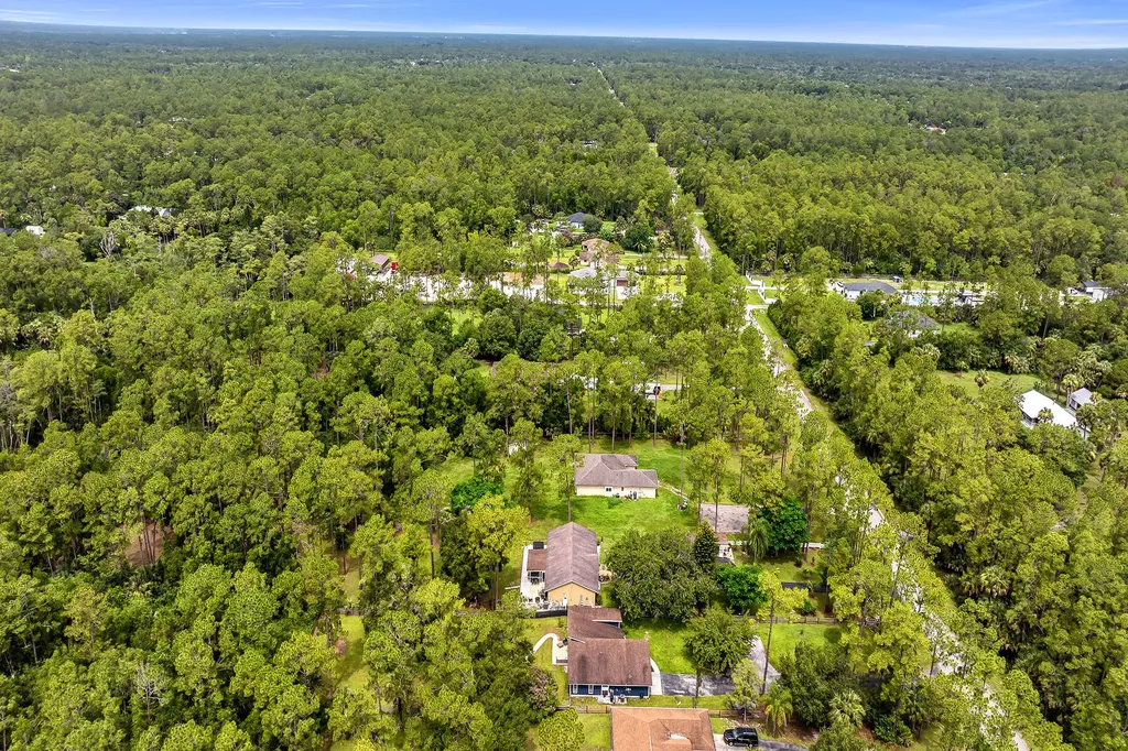 3670 6th Avenue NE Naples FL 34120
