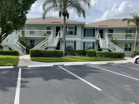 1045 Mainsail Drive Naples FL 34114