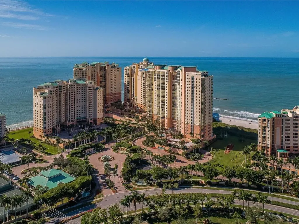 970 Cape Marco Marco Island FL 34145