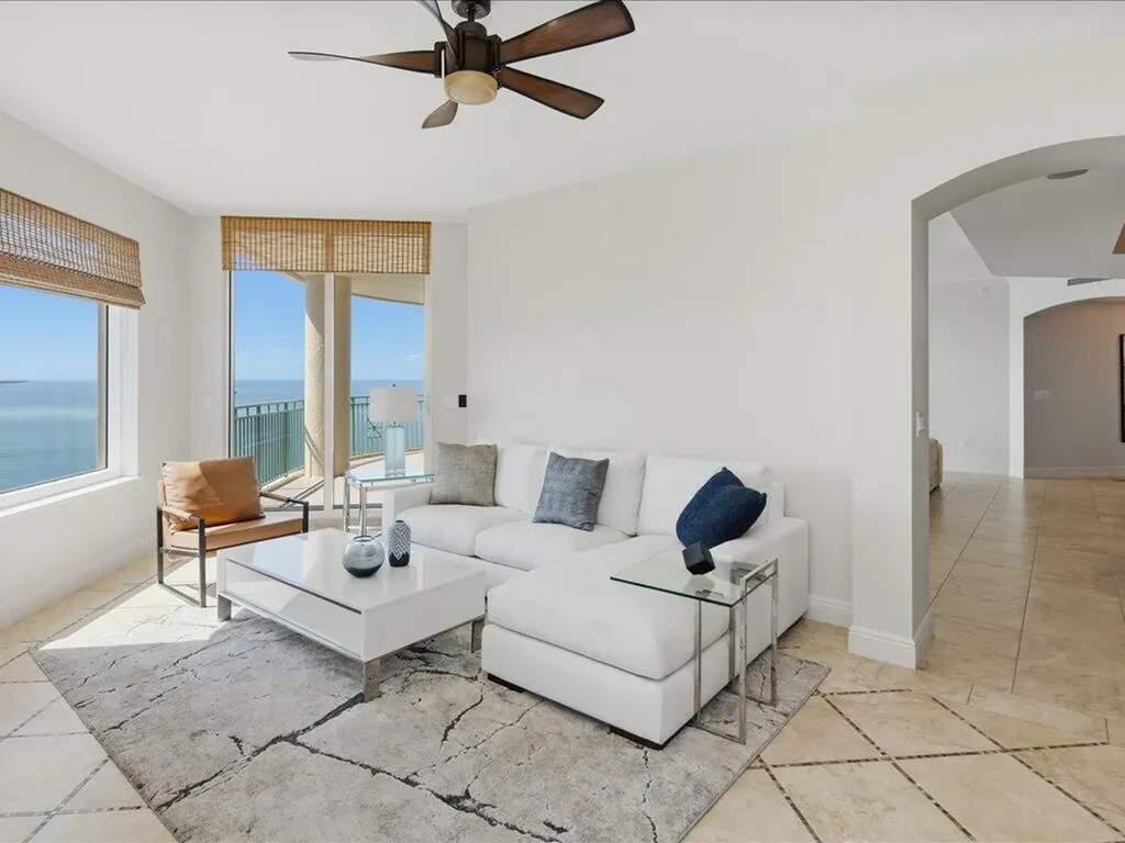 970 Cape Marco Marco Island FL 34145