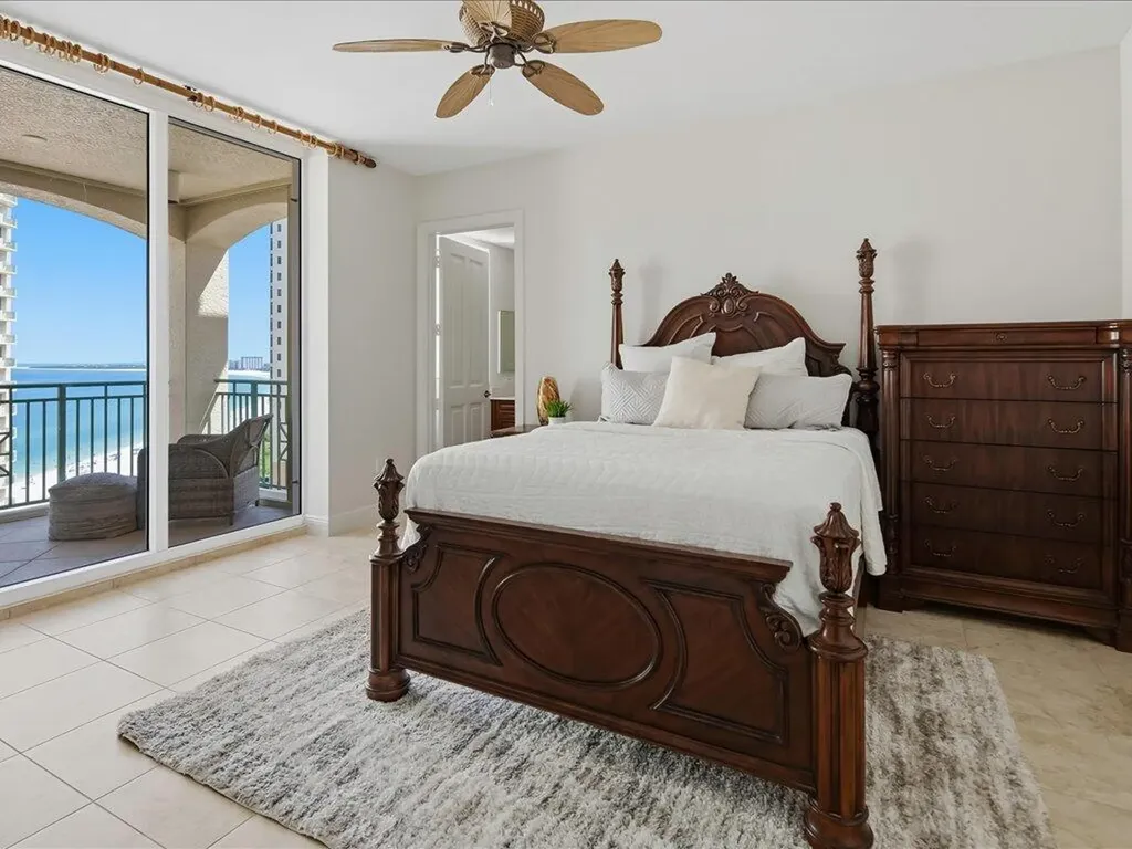 970 Cape Marco Marco Island FL 34145