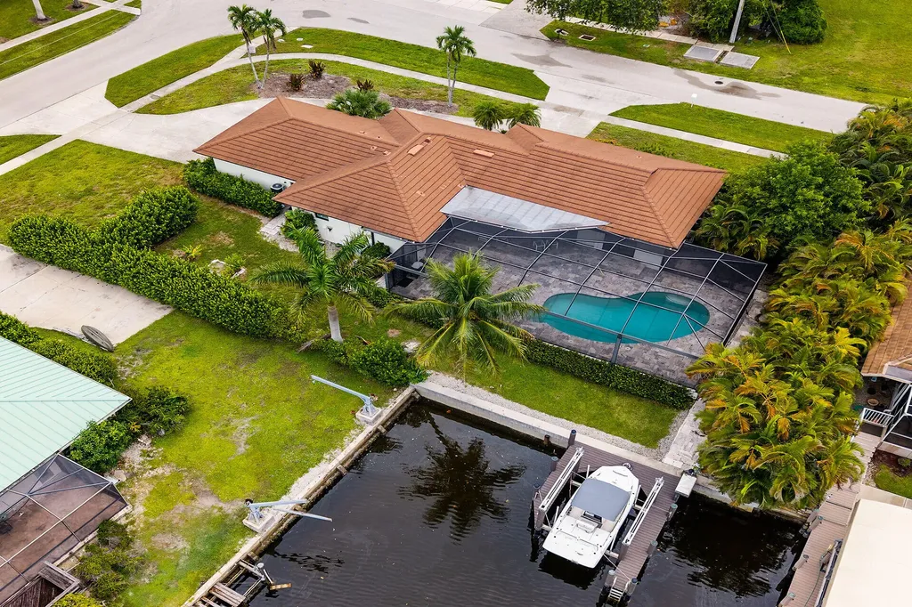 190 Dan River Court Marco Island FL 34145