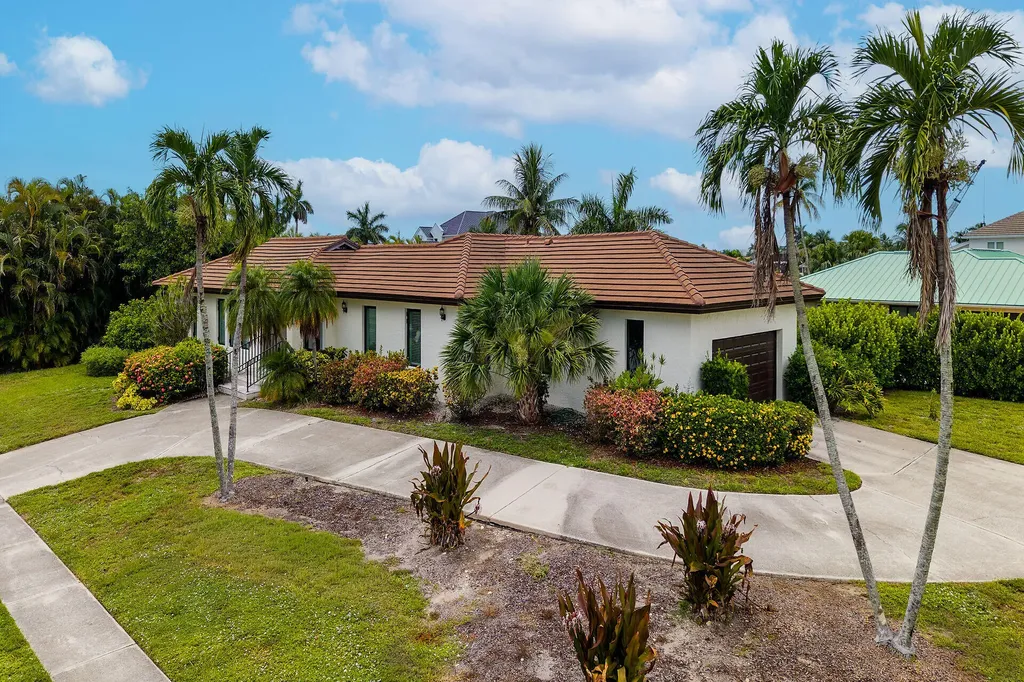 190 Dan River Court Marco Island FL 34145