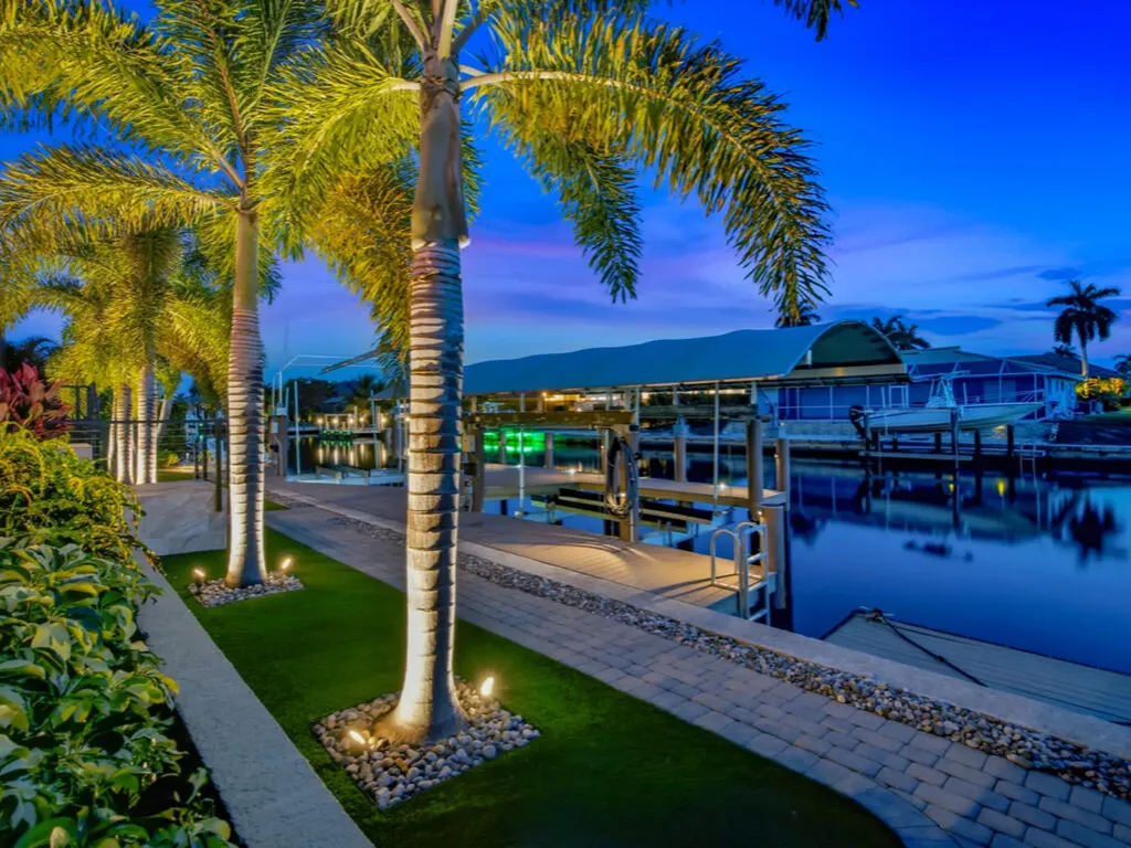 350 Meadowlark Court Marco Island FL 34145