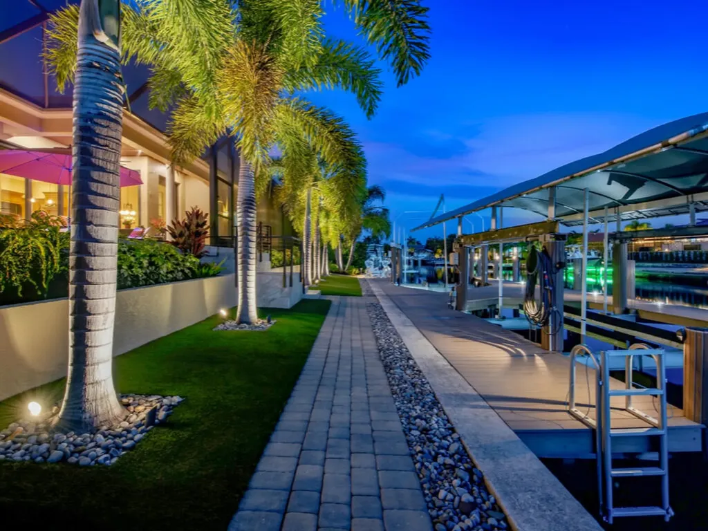 350 Meadowlark Court Marco Island FL 34145