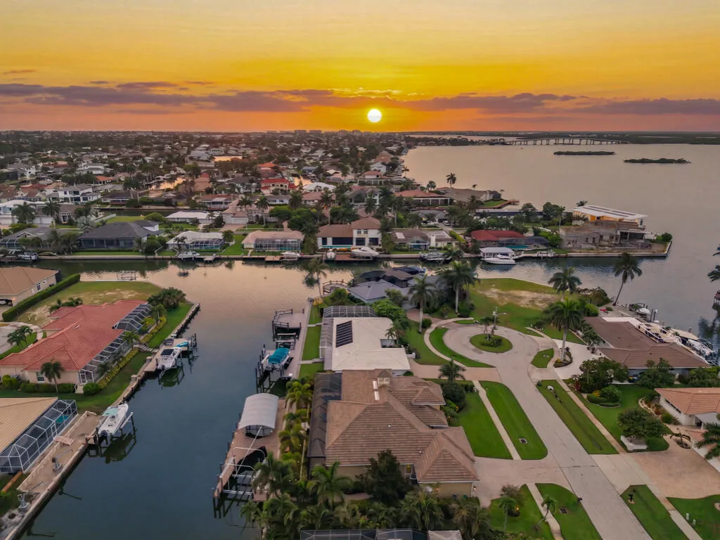 350 Meadowlark Court Marco Island FL 34145