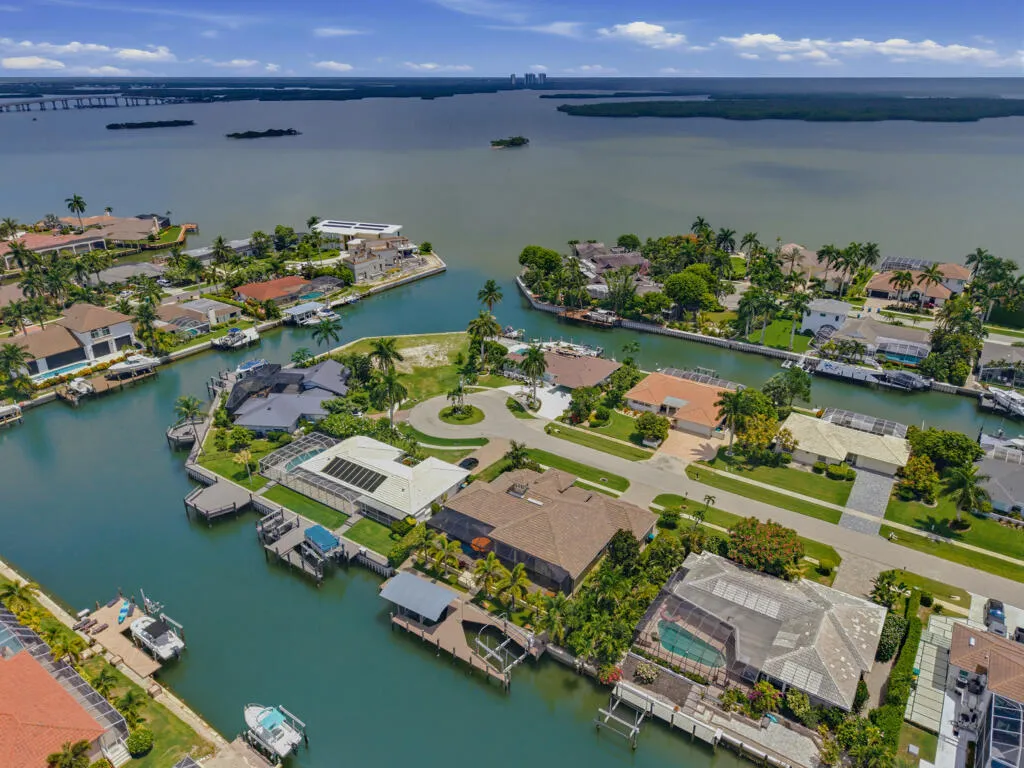 350 Meadowlark Court Marco Island FL 34145